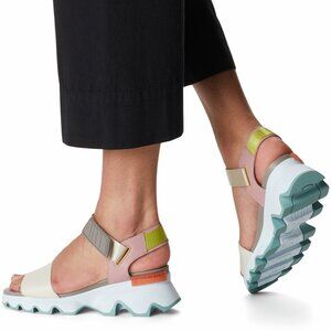 Kinetic Sandal